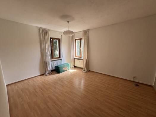 WG-Zimmer zur Miete auf Zeit 324 € 25,7 m² frei ab sofort Martin-Luther-Straße 7 West Ludwigsburg 71638