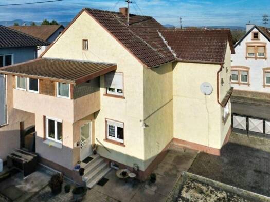 Einfamilienhaus zum Kauf 425.000 € 7 Zimmer 150 m² 616 m² Grundstück Altdorf 67482