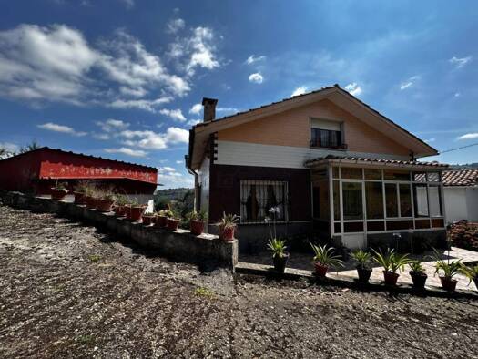 Villa zum Kauf 230.000 € 4 Zimmer 159 m² 1.400 m² Grundstück Siero 33580