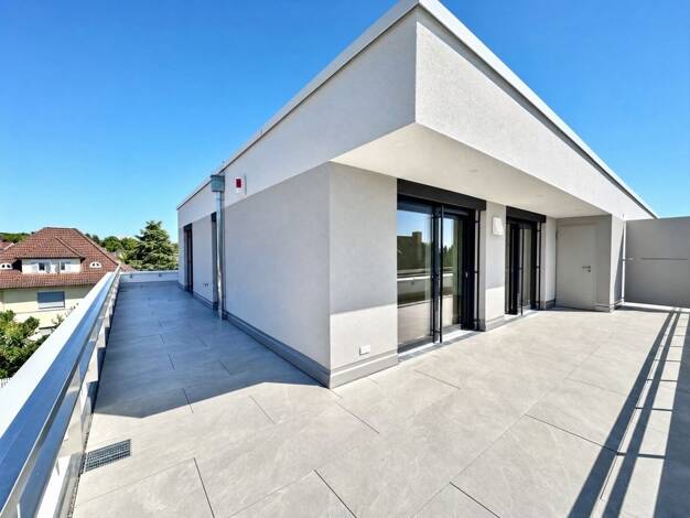 Penthouse zur Miete - Erstbezug 1.790 € 2,5 Zimmer 96,2 m² frei ab 01.09.2026 Friedrichshafen Friedrichshafen 88045