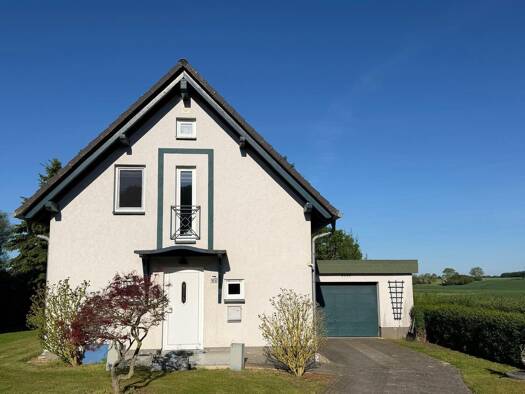 Einfamilienhaus zum Kauf provisionsfrei 225.000 € 4 Zimmer 100 m² 1.409 m² Grundstück Buchhof Trollenhagen 17039