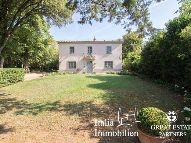 Bauernhaus zum Kauf 890.000 € 25 Zimmer 474 m² 15.000 m² Grundstück Foiano della Chiana 52045