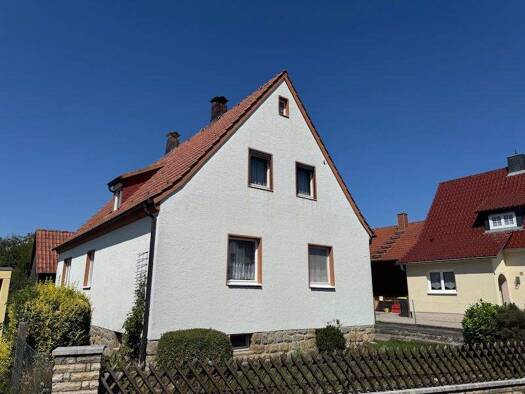 Einfamilienhaus zum Kauf 149.000 € 7 Zimmer 130 m² 736 m² Grundstück Unterlauter Lautertal 96486