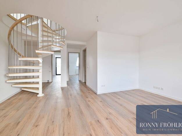 Maisonette zur Miete 699 € 3,5 Zimmer 83 m² 4. Geschoss Uhlichstraße 8 Kaßberg Kaßberg 09112
