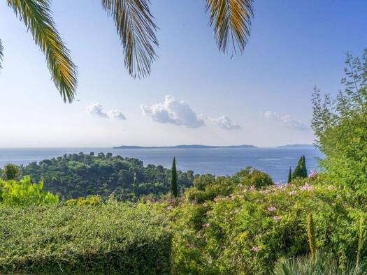 Einfamilienhaus zum Kauf 1.995.000 € 125 m² 1.569 m² Grundstück RAYOL CANADEL SUR MER 83820