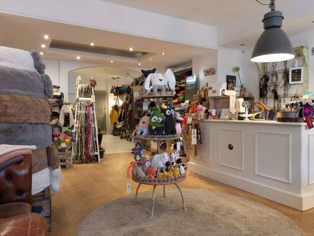 Laden zur Miete 2.250 € 5 Zimmer 75,3 m² Verkaufsfläche Belsenstraße xx Oberkassel Düsseldorf 40545