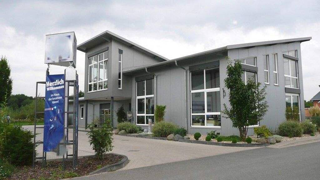 Aufsperren und Loslegen, Ihr neuer Firmensitz