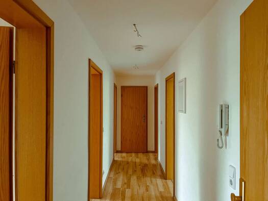 Wohnung zum Kauf 78.000 € 4 Zimmer 77 m² Meerane Meerane 08393