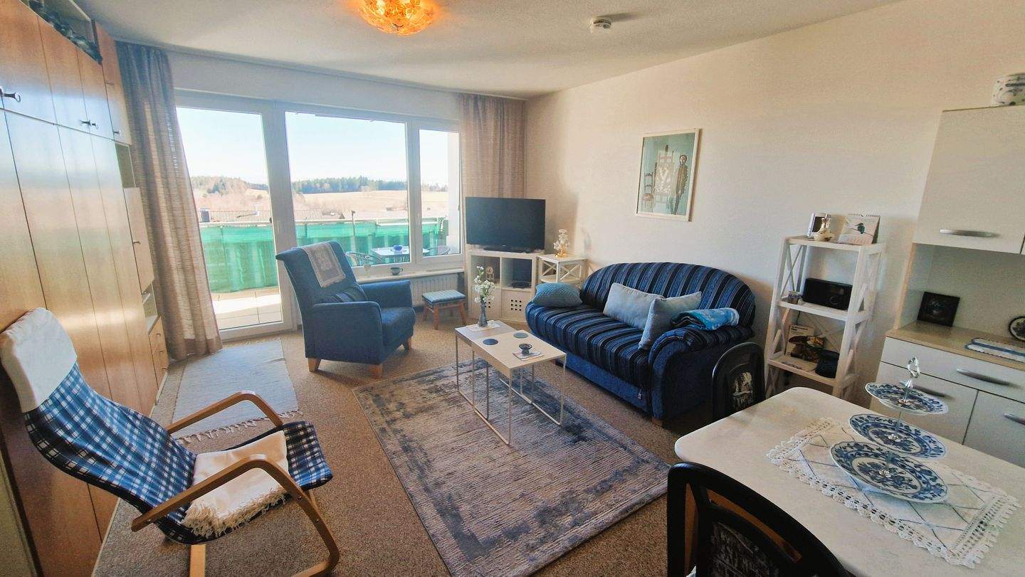 Immobilie in Höchenschwand - Wohnen mit Alpenblick, Hallenbad und Sauna im Haus! - Bild 0