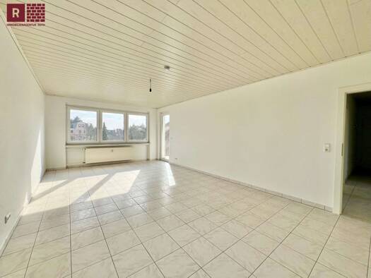 Wohnung zur Miete 1.050 € 3 Zimmer 81 m² 3. Geschoss frei ab 15.04.2026 Hanau 63452