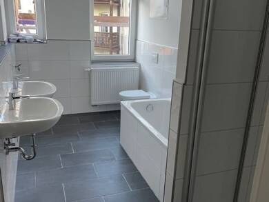 Wohnung zur Miete 900 € 4 Zimmer 103 m² 3. Geschoss frei ab sofort Thomas-Mann-Straße Arnstadt Arnstadt 99310