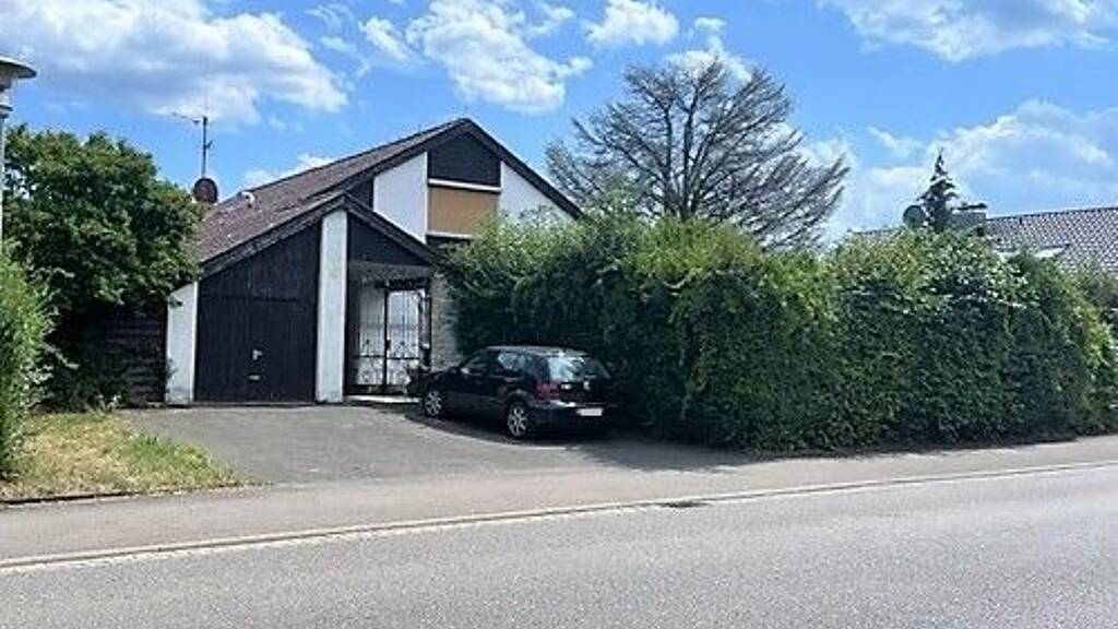 Einfamilienhaus zum Kauf 649.000 € 5,5 Zimmer 180 m² 811 m² Grundstück Nürtingen 72622