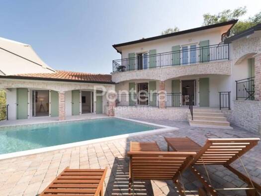 Haus zum Kauf 889.000 € 8 Zimmer 253 m² Vizinada Vižinada