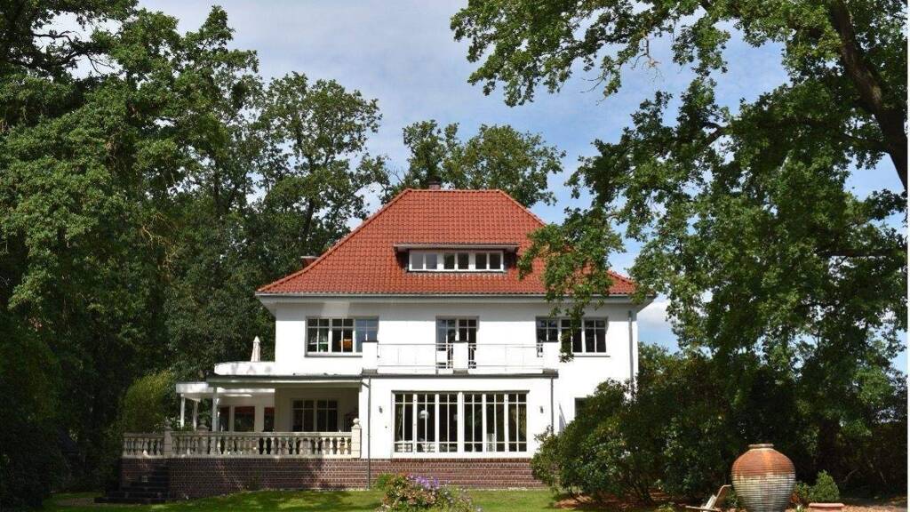 Villa zum Kauf provisionsfrei 11 Zimmer 440 m² 3.500 m² Grundstück Martfeld 27327