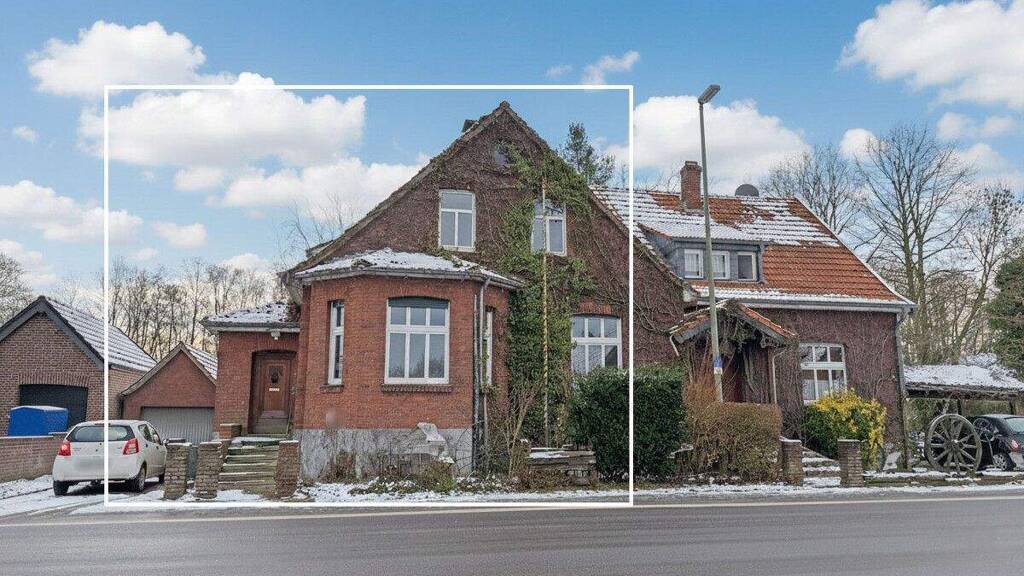 Doppelhaushälfte zum Kauf 135.000 € 6 Zimmer 153,8 m² 879 m² Grundstück Wertherbruch Hamminkeln 46499