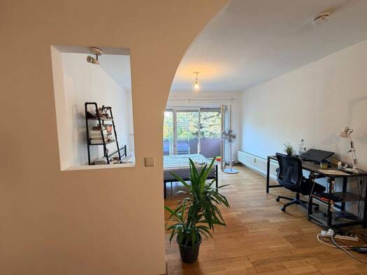 Wohnung zur Miete 650 € 1 Zimmer 39 m² Goldsteinstraße 48 Niederrad Süd 60528