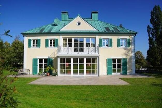 Haus zum Kauf 1.380.000 € 14 Zimmer 266 m² 3.115 m² Grundstück frei ab sofort Schönau Schönau 84337