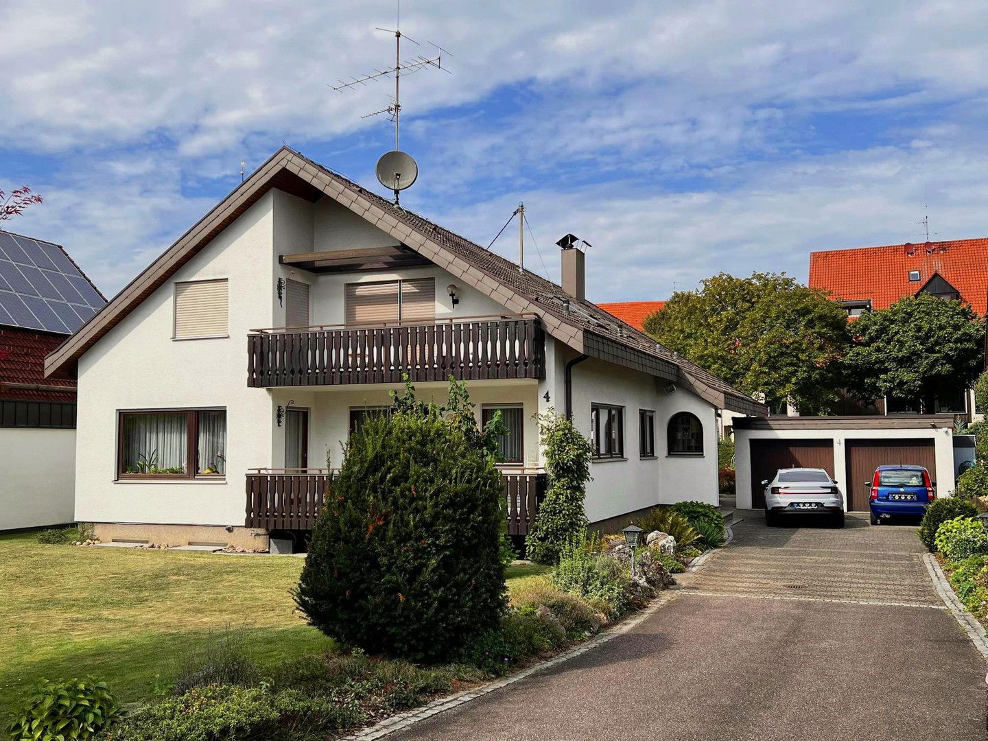 Mehrfamilienhaus zum Kauf provisionsfrei 1.075.000 € 8 Zimmer 262 m²<br/>Wohnfläche 1.127 m²<br/>Grundstück Schlierbach 73278