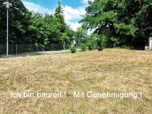 Grundstück zum Kauf 89.000 € 444 m² Grundstück Baugenehmigung vorhanden frei ab sofort Schwerin 15755
