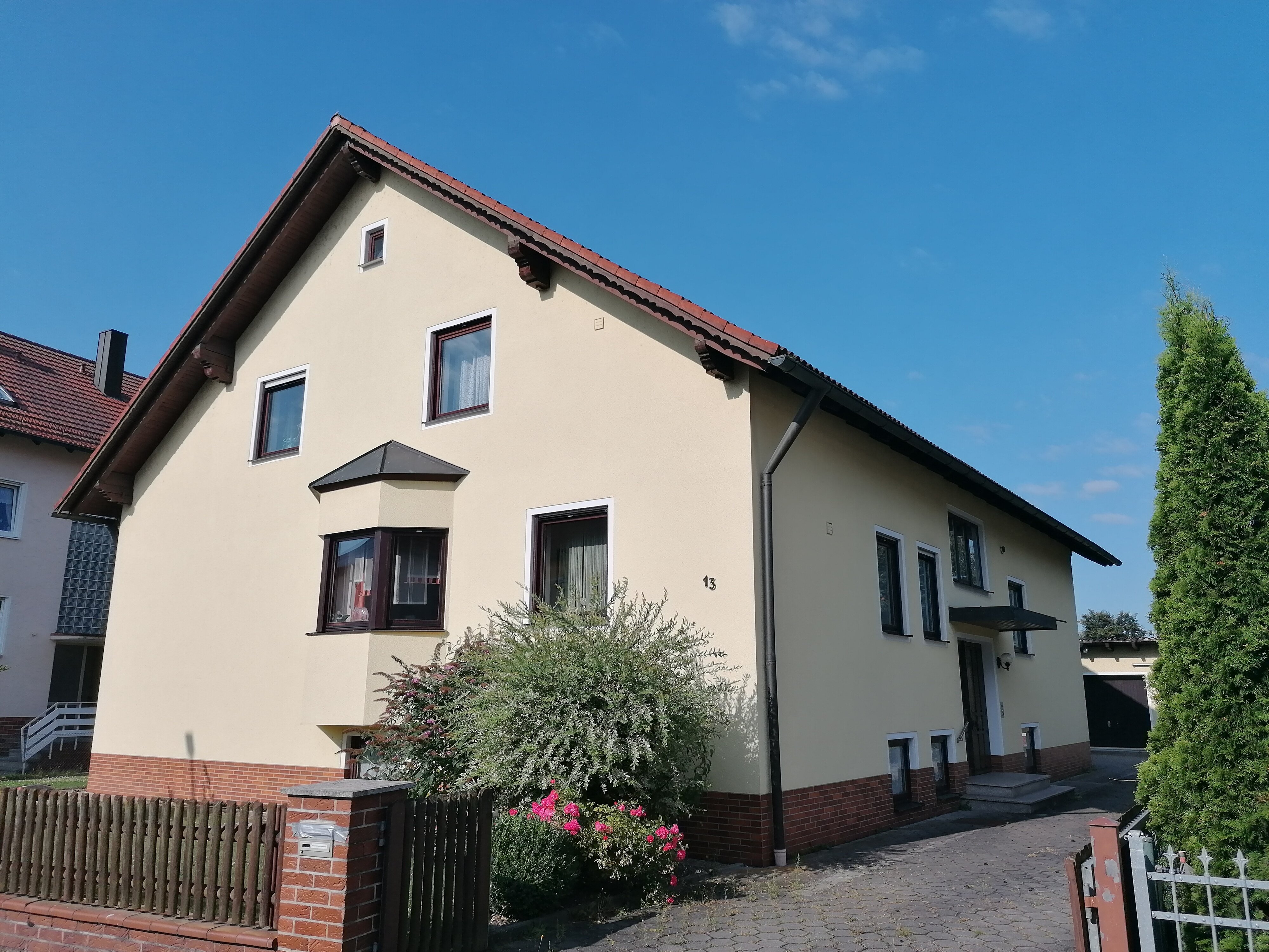 Haus zum Kauf 510.000 € 8 Zimmer 260 m²<br/>Wohnfläche 880 m²<br/>Grundstück ab sofort<br/>Verfügbarkeit Ettmannsdorf Schwandorf 92421