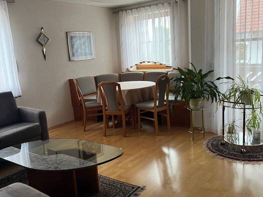 Wohnung zur Miete 1.135 € 3 Zimmer 78 m² Geschoss 1/2 frei ab sofort Herbertshofen Meitingen 86405