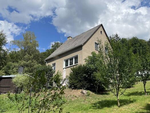 Einfamilienhaus zum Kauf provisionsfrei 150.000 € 5 Zimmer 110 m² 820 m² Grundstück Lauenstein Altenberg 01778