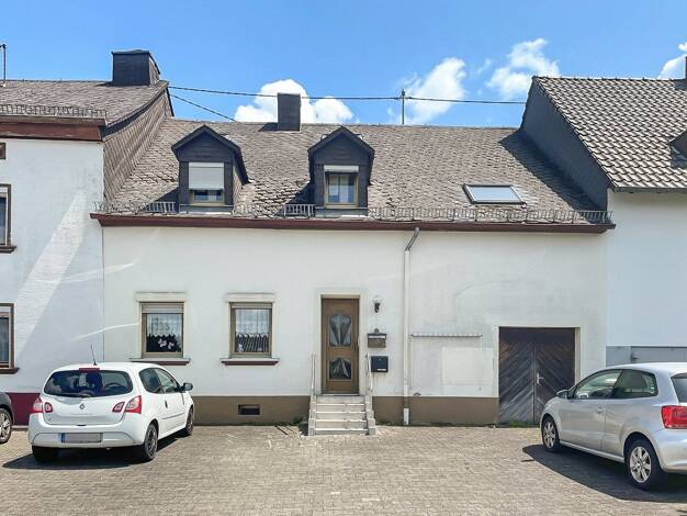 Reihenmittelhaus zum Kauf 135.000 € 6 Zimmer 165 m² 274 m² Grundstück Hermeskeil 54411