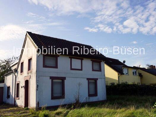 Mehrfamilienhaus zum Kauf als Kapitalanlage geeignet 299.000 € 12 Zimmer 419 m² 779 m² Grundstück Bockert Viersen 41748
