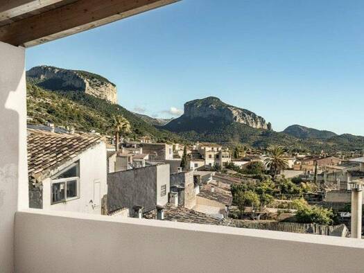 Haus zum Kauf 1.200.000 € 7 Zimmer 370 m² 200 m² Grundstück Alaró 07340