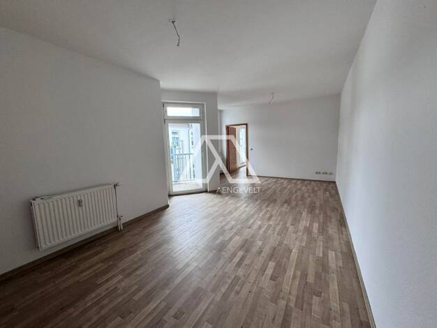 Wohnung zur Miete 689 € 4 Zimmer 94,3 m² Stadtfeld Ost Magdeburg 39108