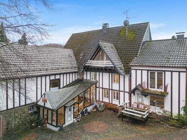 Bauernhaus zum Kauf provisionsfrei 496.000 € 13 Zimmer 370 m² 4.838 m² Grundstück frei ab sofort Agathaberg Wipperfürth 51688