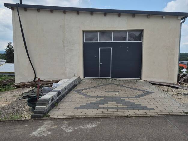 Wohn- und Geschäftshaus zum Kauf 800.000 € 999 m² Grundstück frei ab sofort Dieselstr. 5 Gomaringen Gomaringen 72810