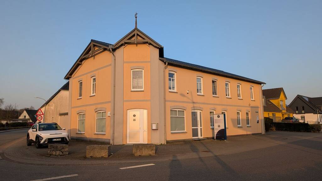 Wohnung zur Miete 450 € 3 Zimmer 66,1 m² Geschoss 1/2 frei ab 01.05.2026 Hauptstraße 45 Medelby 24994