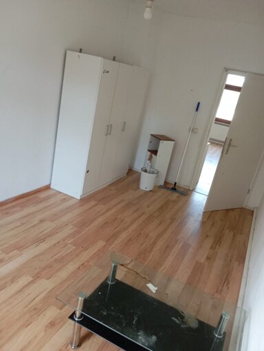 Wohnung zur Miete 330 € 2 Zimmer 52 m² 3. Geschoss frei ab sofort Reichsstraße 43 Pforten Gera 07545