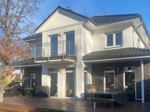 Einfamilienhaus zum Kauf 875.000 € 7 Zimmer 204 m² 879 m² Grundstück Falkensee 14612