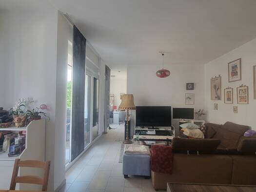 Wohnung zur Miete 695 € 2,5 Zimmer 66 m² 1. Geschoss frei ab 01.11.2026 St Johann Mitte 66111