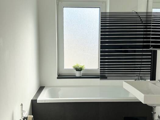 Wohnung zum Kauf 74.900 € 2 Zimmer 58,2 m² Reichenbrand Chemnitz 09117