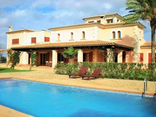 Landhaus zum Kauf 2.300.000 € 5 Zimmer 550 m² 19.000 m² Grundstück Petra 07520