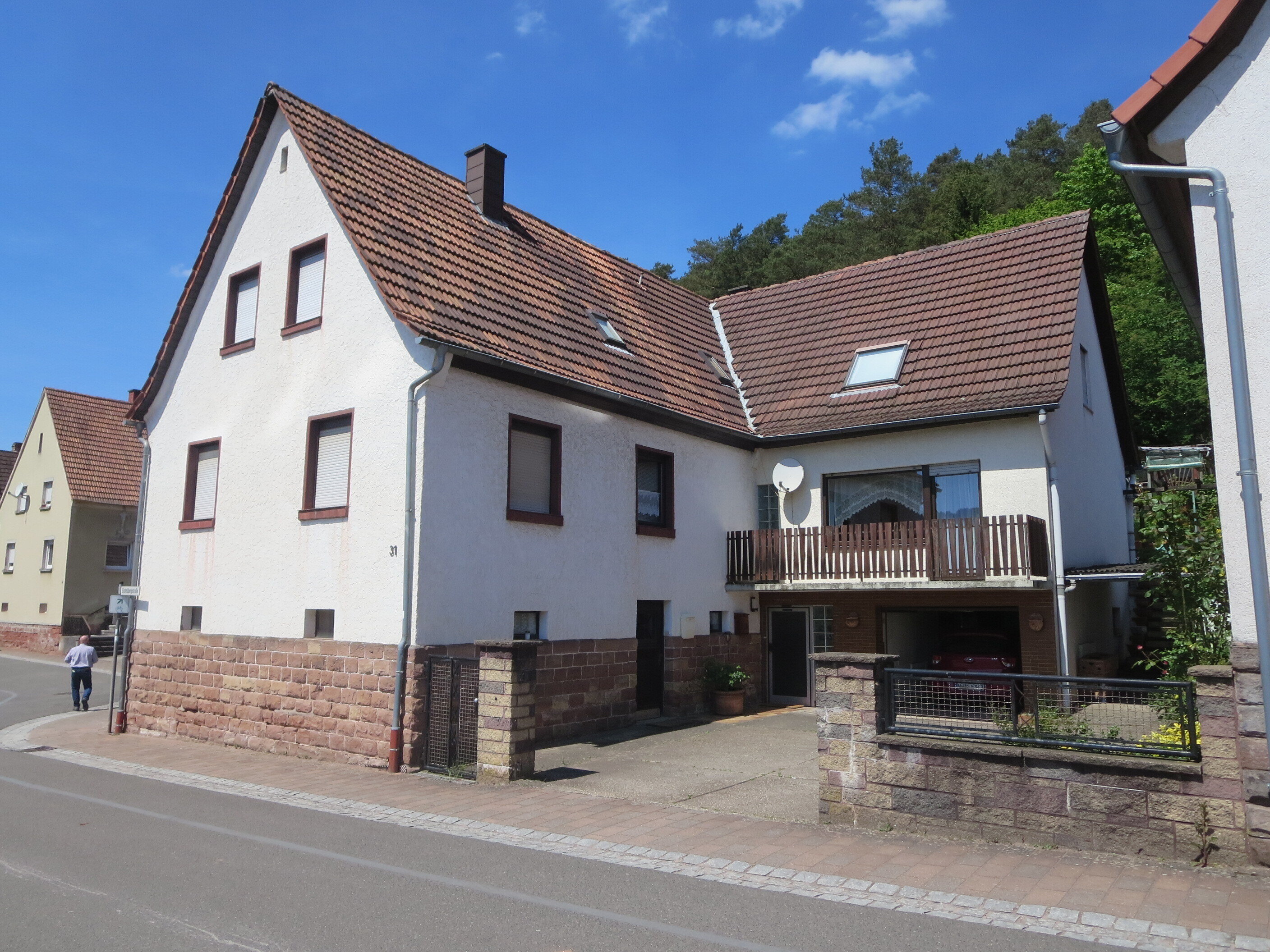 Einfamilienhaus zum Kauf 248.000 € 10 Zimmer 248 m²<br/>Wohnfläche 472 m²<br/>Grundstück Busenberg 76891