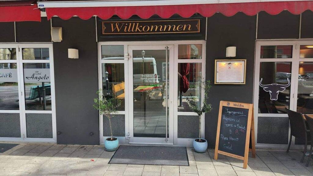 Restaurant zum Kauf 990.000 € Waldkraiburg 84478