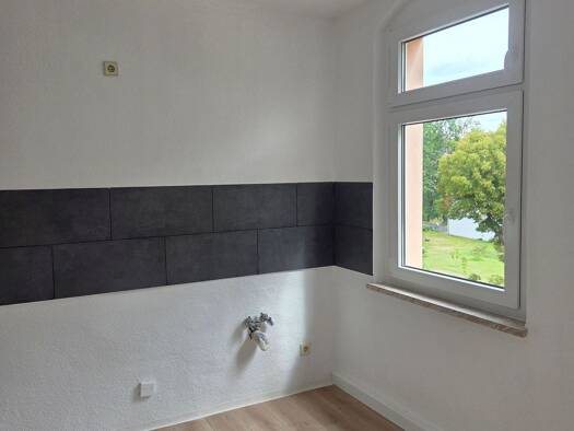 Wohnung zur Miete 450 € 3 Zimmer 82,1 m² 2. Geschoss frei ab sofort Mittweidaer Str. 1 Waldheim 04736