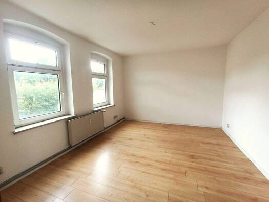 Wohnung zur Miete 283 € 2 Zimmer 50 m² 1. Geschoss frei ab sofort Eisleber Straße 2 Lemsdorf Magdeburg 39118