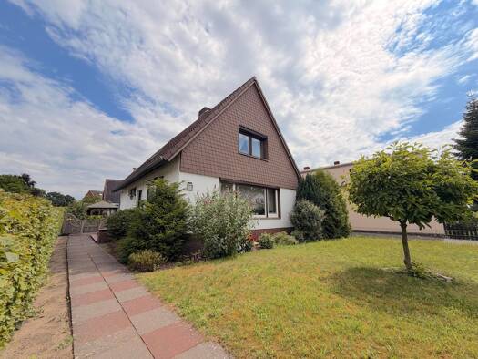 Einfamilienhaus zum Kauf 349.000 € 4 Zimmer 104,3 m² 535 m² Grundstück frei ab sofort Elmshorn 25336