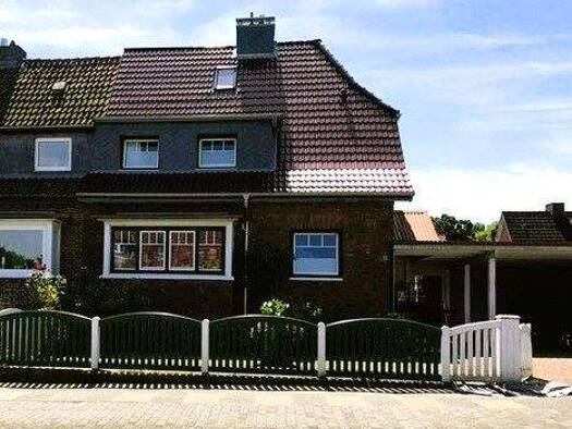 Doppelhaushälfte zum Kauf 349.000 € 5 Zimmer 112 m² 357 m² Grundstück frei ab sofort Eckernförde 24340