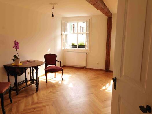 Wohnung zur Miete 1.150 € 2 Zimmer 56 m² Geschoss 2/3 frei ab sofort Meersburg 88709