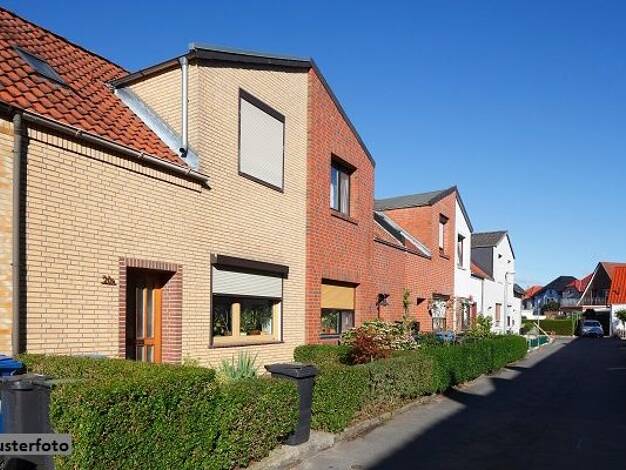 Mehrfamilienhaus zum Kauf 874.000 € 7 Zimmer 192,1 m² 485 m² Grundstück Volkertshausen 78269