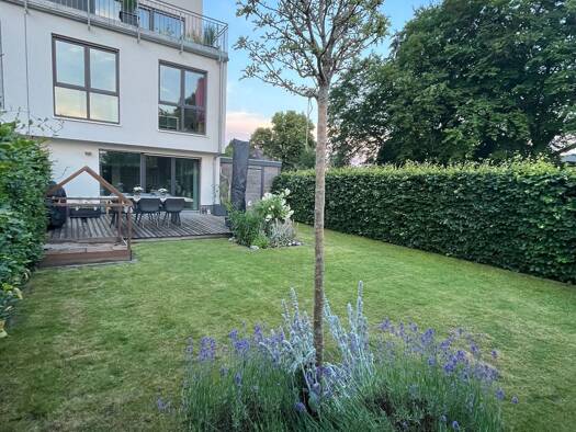 Reihenhaus zum Kauf provisionsfrei 755.000 € 6 Zimmer 148 m² 334 m² Grundstück frei ab 01.01.2027 Ahrensburg 22926