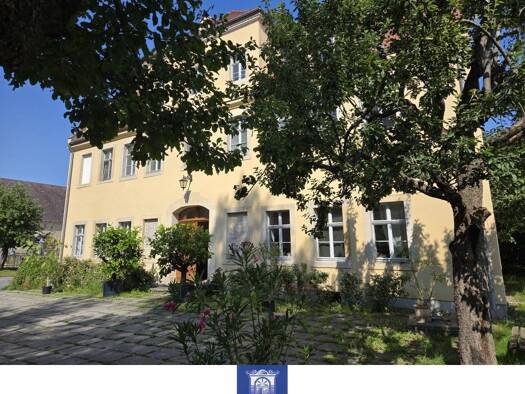 Wohnung zur Miete 1.054 € 4 Zimmer 124 m² frei ab 01.10.2026 Pirna Pirna 01796
