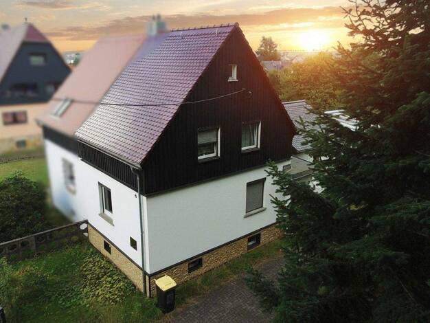 Doppelhaushälfte zum Kauf provisionsfrei 297.500 € 5 Zimmer 114 m² 1.470 m² Grundstück Großerkmannsdorf 01454