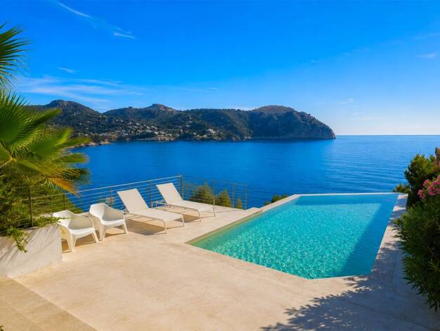 Villa zur Miete 7.200 € 6 Zimmer 272 m² 826 m² Grundstück frei ab 01.10.2026 Capdepera 07589